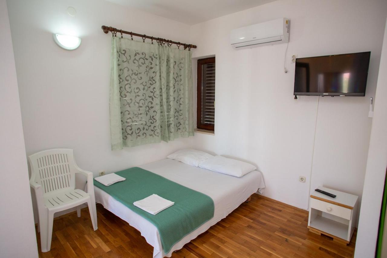House Emilija Apartment Novalja Ngoại thất bức ảnh