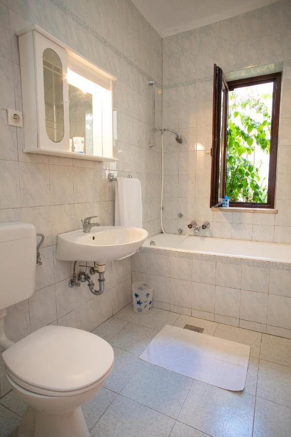 House Emilija Apartment Novalja Ngoại thất bức ảnh