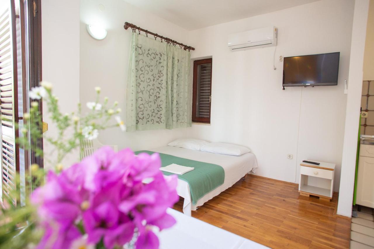 House Emilija Apartment Novalja Ngoại thất bức ảnh
